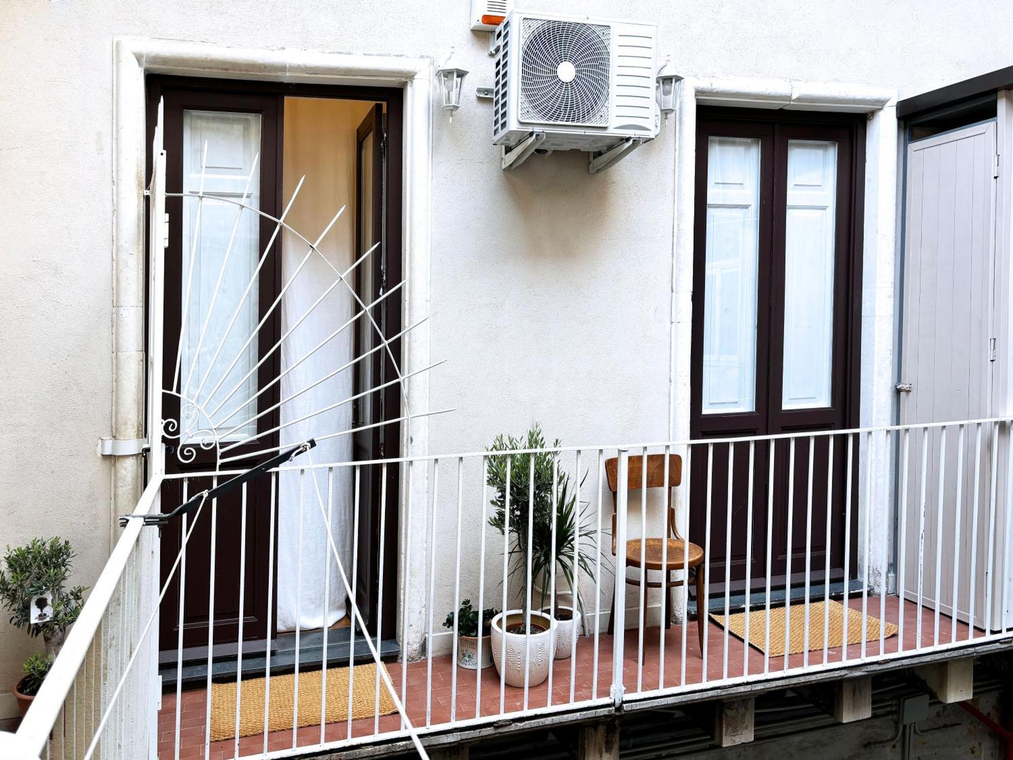 La Formica - Catania City Center Apartment ภายนอก รูปภาพ