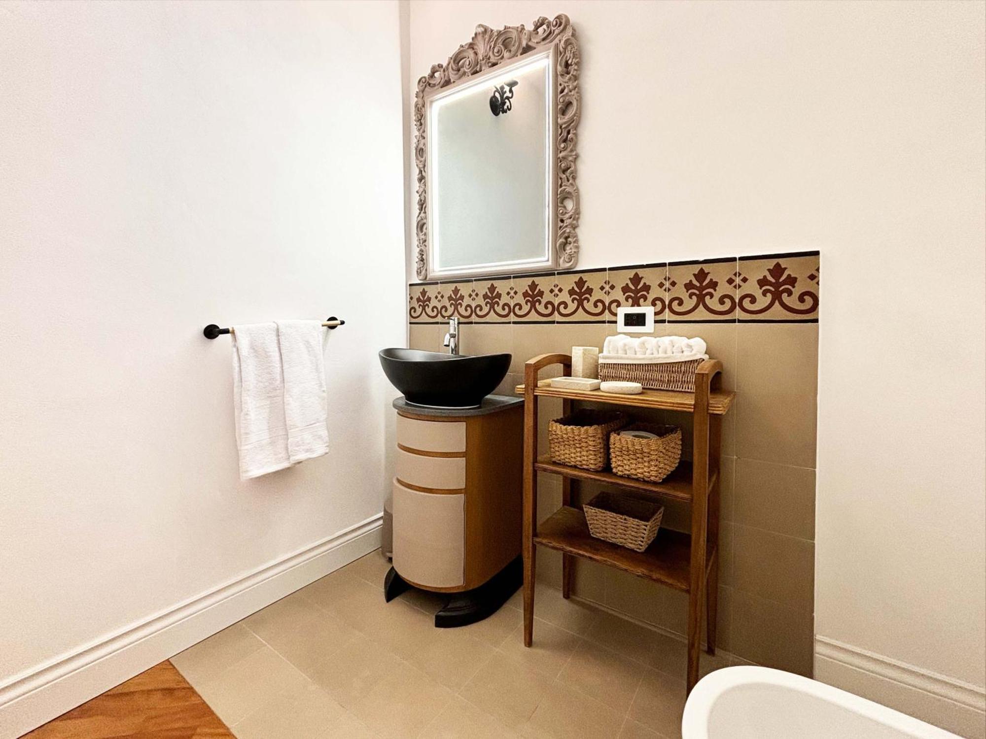 La Formica - Catania City Center Apartment ภายนอก รูปภาพ